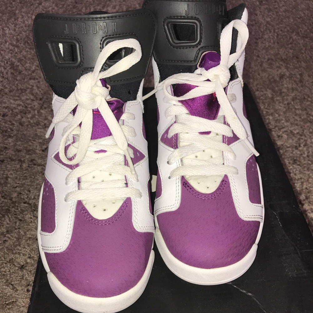 Air Jordan’s 6 bright grape